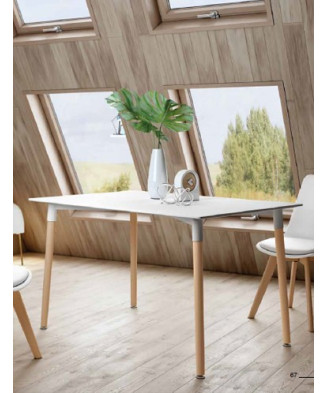 Mesa de comedor rectangular de 120cm con patas de madera
