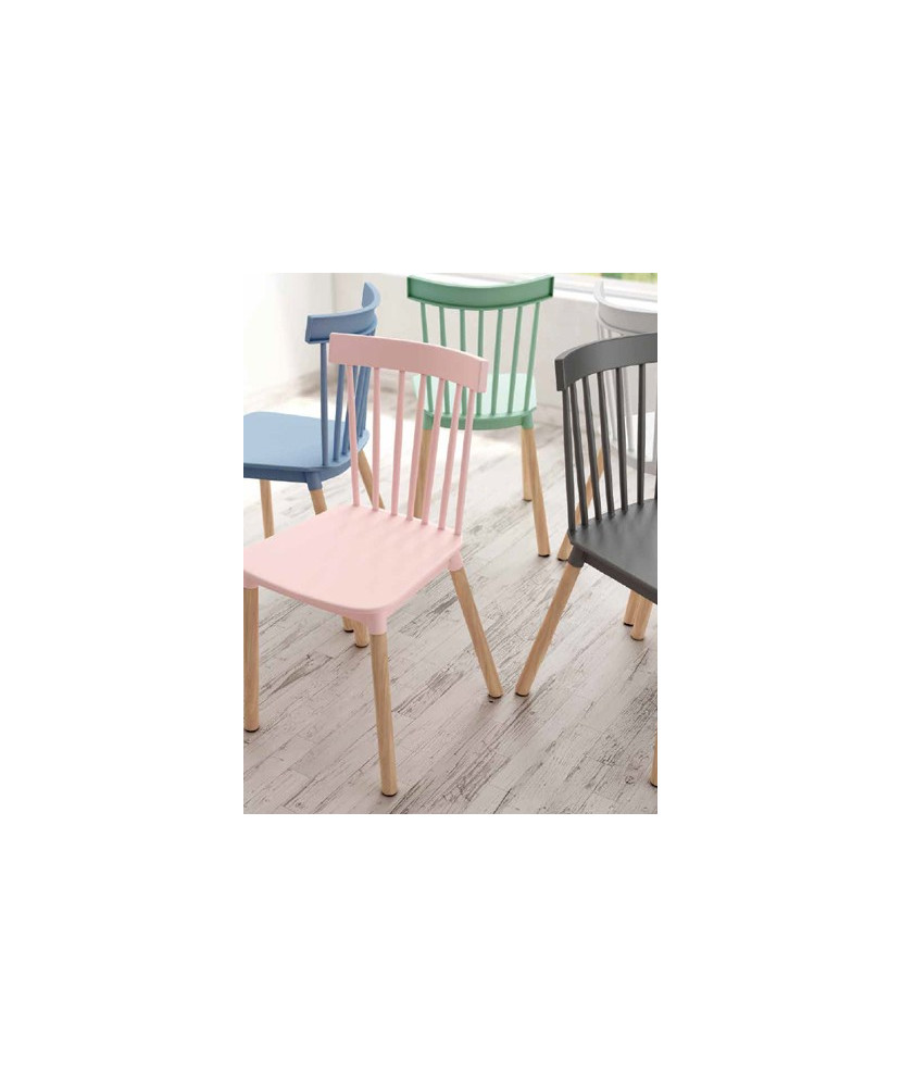 Pack de 4 sillas de polipropileno con patas de madera